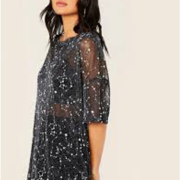 Oversized mesh star print top. Eras, Midnights, Swifties - Picture 7 of 7